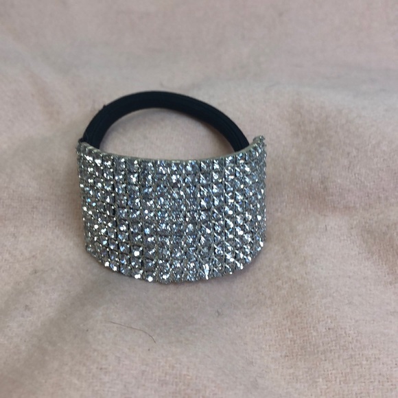 Vintage Rhinestone Pony Tail Holder - Picture 5 of 5